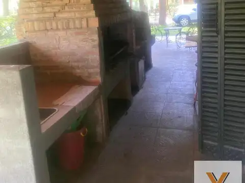 Casa en venta - 2 Dormitorios 1 Baño - Arturo Seguí