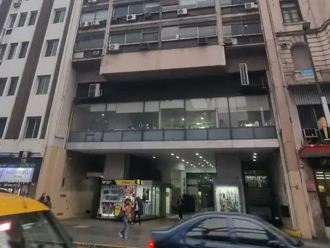 DEPARTAMENTO MONOAMBIENTE CON COCHERA  A 3 CUADRAS DEL OBELISCO!
