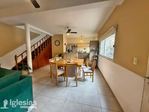 PH de 4 ambientes en venta con cochera en La Tablada