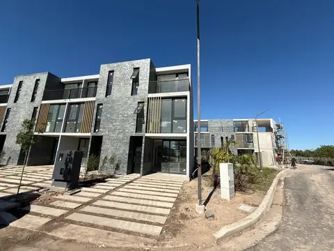 Casa en Alquiler Temporal en Tigre Centro, USD 1.800