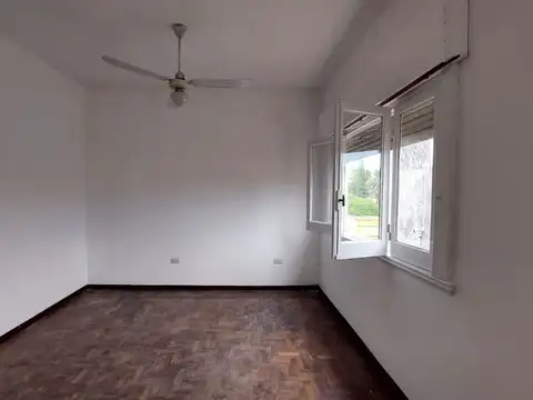Oficina en Alquiler en Berazategui, $ 700.000