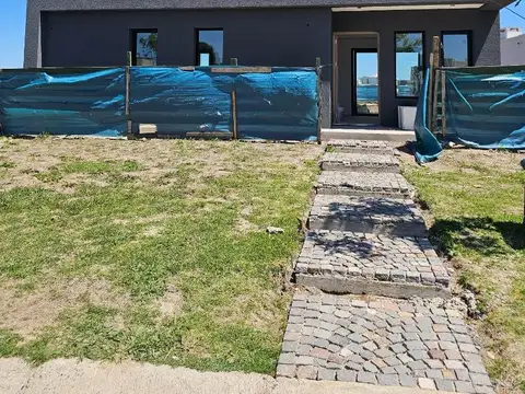 CASA A ESTRENAR EN SAN PABLO