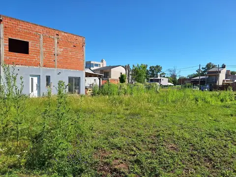 TERRENO BARRIO JARDIN LOS PIONEROS