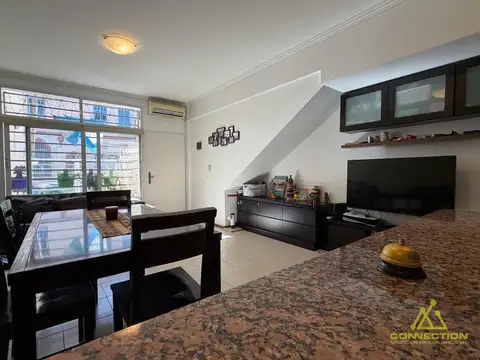 PH 3 ambientes Venta - Jardín y cochera en Floresta