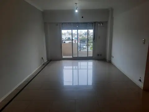 Nogoya 3600, Piso 4