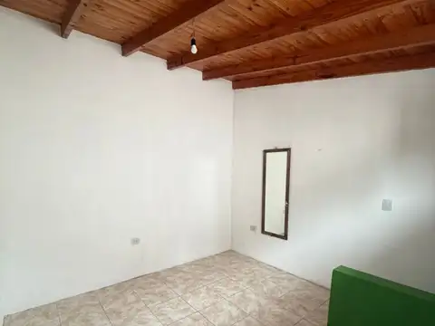 Depto Tipo Casa en Alquiler de 1 dormitorio