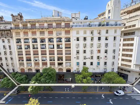 Av Pte Roque Saenz Pena 800, Piso 5°