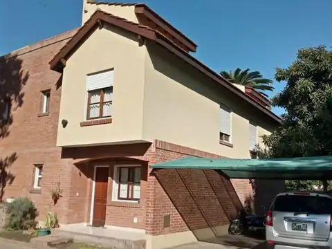 Tríplex 4 amb en venta - Complejo cerrado en San Miguel - 78 m2 cubiertos
