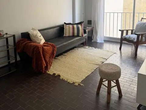 Charcas 3300, Piso 6