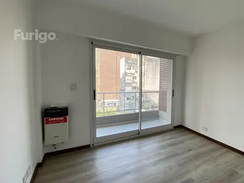 CÓDIGO XVIII | Av. Pellegrini 2632