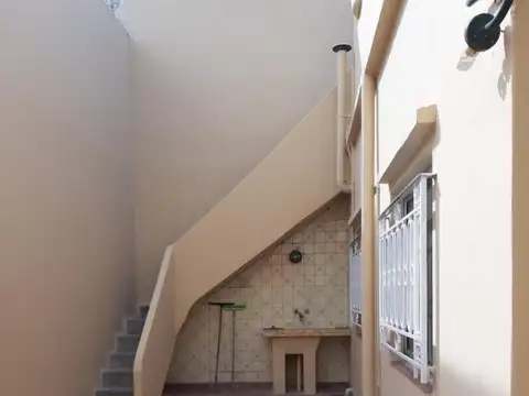 Depto Tipo Casa en Venta en Avellaneda, USD 85.000