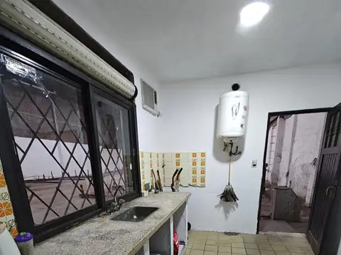 Galpon en Venta en Gonzalez Catan, USD 370.000