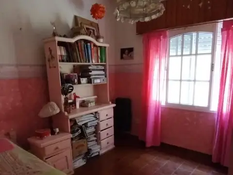 Casa 5 ambientes con 1 baño
