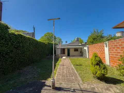 Casa en Venta con 1 cochera
