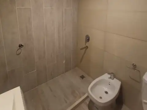 Departamento en Alquiler en Arroyito, $ 380.000