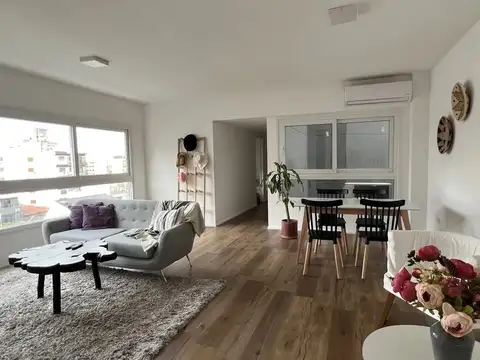 VENTA DE TRES AMB EN VILLA URQUIZA LUMINOSO C COCHERA DIVINO