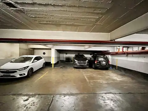 Cochera en Venta en la mejor zona de San Telmo 