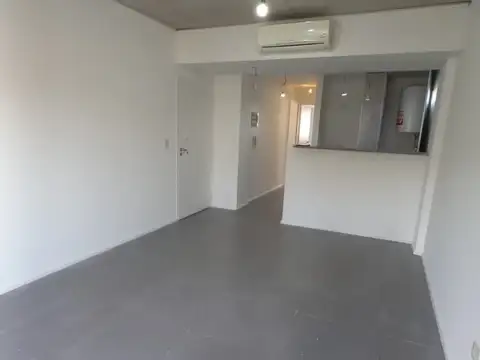 Departamento en Alquiler en Parque Chas, $ 900.000