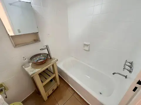 Departamento en Venta en Parque Chacabuco, USD 130.000