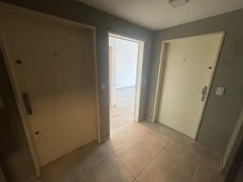 Ricardo Guitierrez 3300, Piso 4