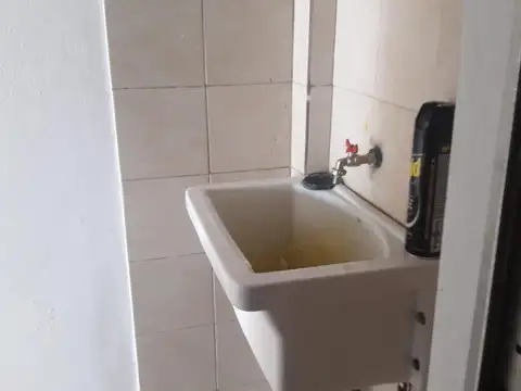 Local en Alquiler en Manuel B Gonnet, $ 797.200