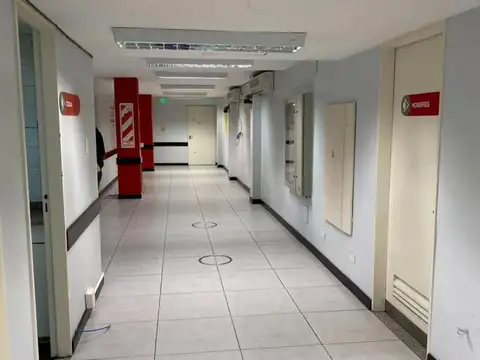 Oficina en Alquiler al Norte
