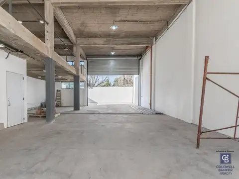 Galpon en Alquiler 30  mts Fondo