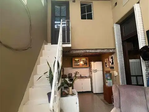 Depto Tipo Casa en Venta 70 años