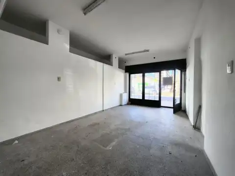 Local en Alquiler en Echesortu, $ 450.000