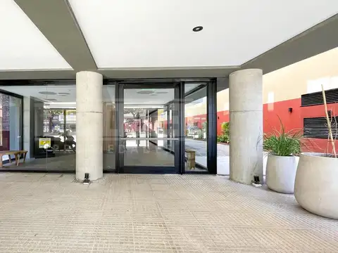 Av.  Maipu 3800 cochera 05 planta baja Descubierta entre Diaz Velez y Debenedetti