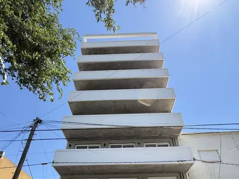 Diagonal 77 E/ 11 y 40 100