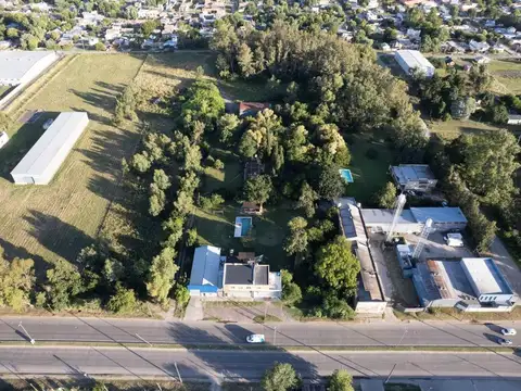 LOCAL EN VENTA - AVENIDA 520  - LA PLATA