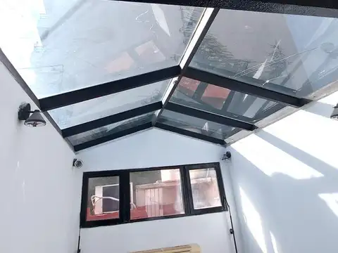 Depto Tipo Casa en Venta de 4 dormitorios