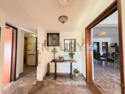 4 entre 33 y 34 100, Piso 0