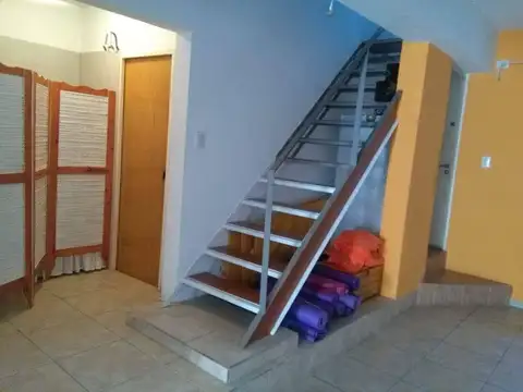 Cochabamba 1100, Local al frente, 75 m2.