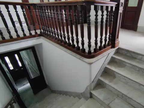Avenida Directorio 100