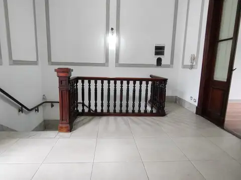Depto Tipo Casa en Alquiler de 5 dormitorios