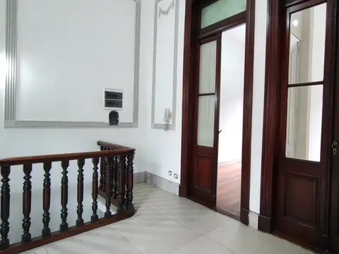 Depto Tipo Casa en Alquiler en Parque Chacabuco, USD 1.400