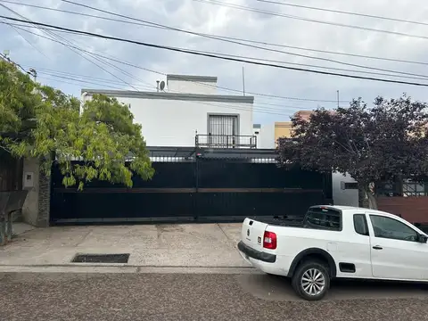 Departamento B° Sanidad, Complejo, 2 Dorm, 1 baño, Cochera, Apto Crédito