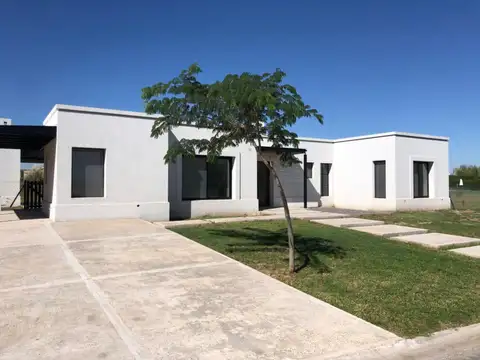 Av De Los Lagos  100