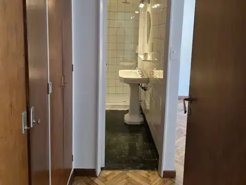 Gúemes 4400, Piso 8