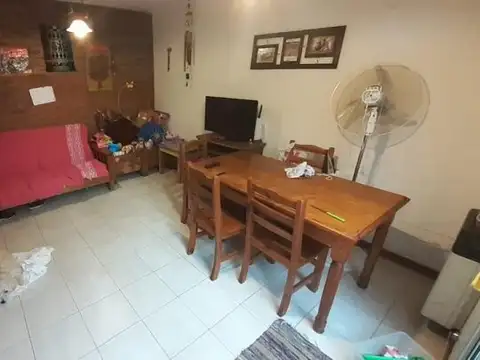 Depto Tipo Casa en Alquiler de 5 ambientes