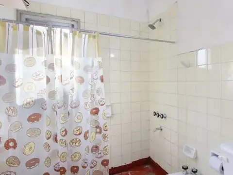 Departamento 5 ambientes con 2 baños