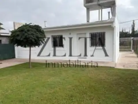 Casa en Alquiler con 1 cochera