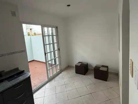 Depto Tipo Casa en Venta de 3 ambientes
