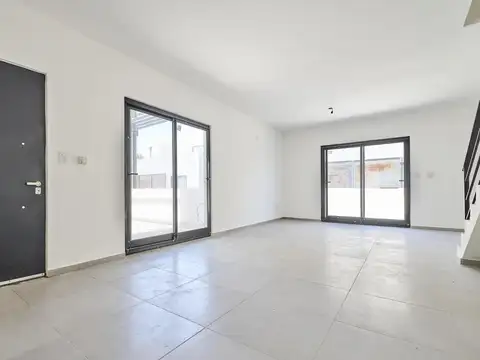 Depto Tipo Casa en Venta con 1 cocheras