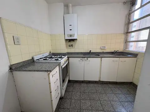 Departamento en Alquiler en Nuestra Señora De Lourdes, $ 800.000