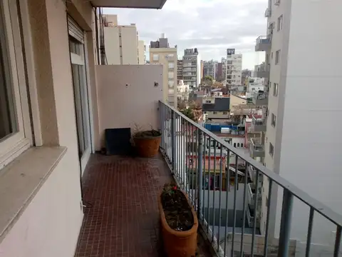 Departamento en Venta en Parque Chacabuco, USD 168.000