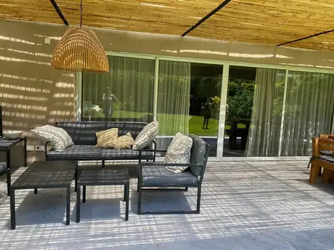 Casa en Venta en La Arboleda - Don Torcuato, USD 395.000