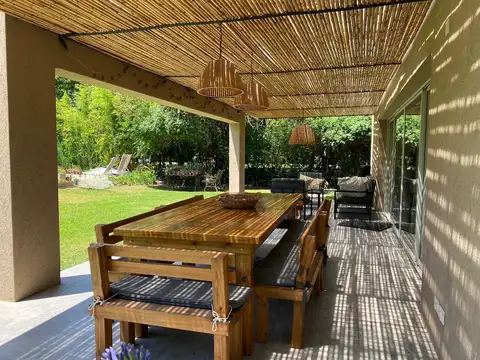 Casa en Venta de 4 dormitorios